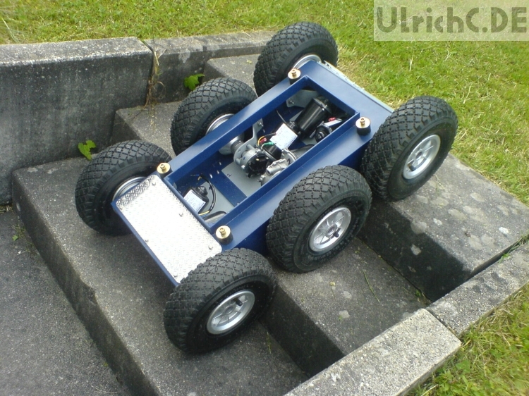 6WD mit altagstauglichen Dimensionen 6WD mit altagstauglichen Dimensionen