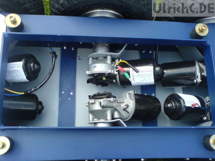 6WD mit bis zu sechs Motoren 6WD mit bis zu sechs Motoren