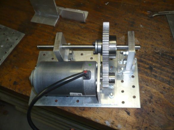 Motor mit Getriebe