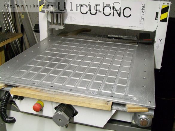 Nutentisch Unterseite