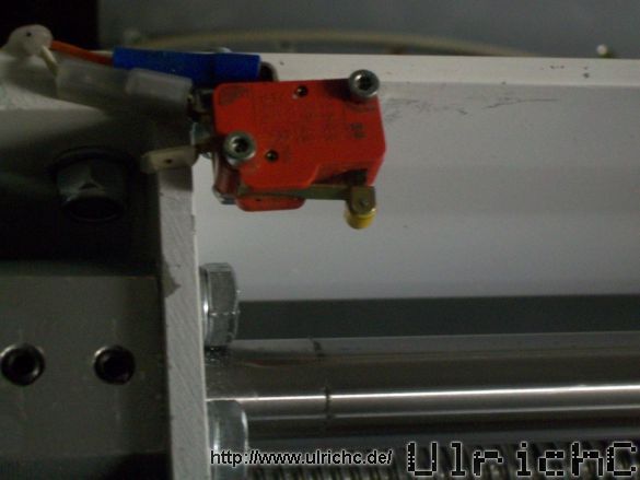 Referenzschalter an CNC-F&uuml;hrung