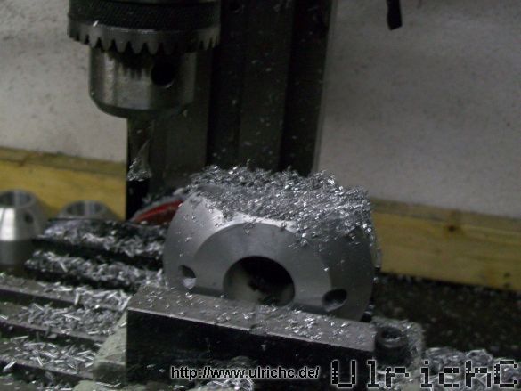 Spindelmuttern-gehäuse fräsen