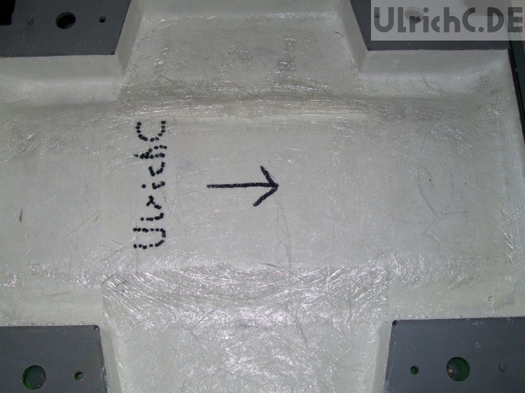 Chassis Geh&auml;useh&auml;lfte Boden