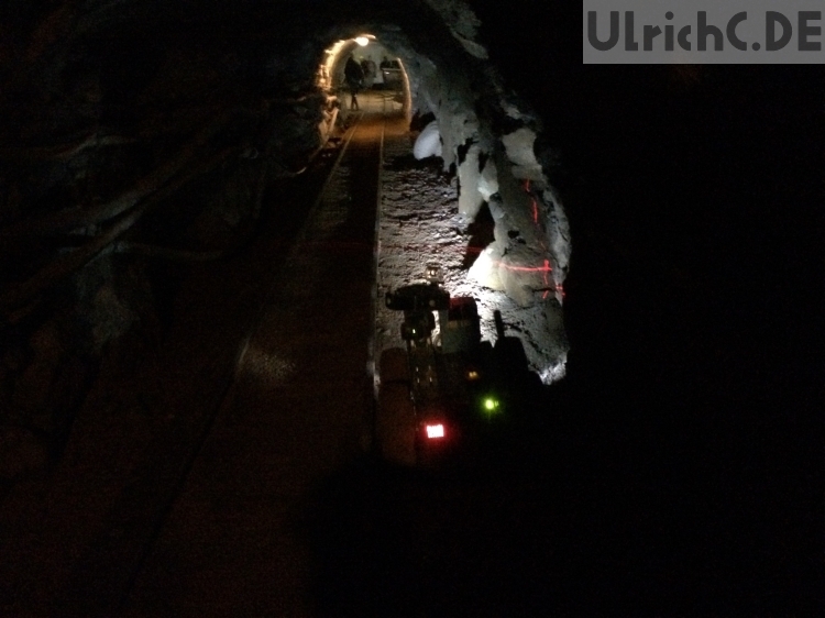 Roboter in alter Mine 