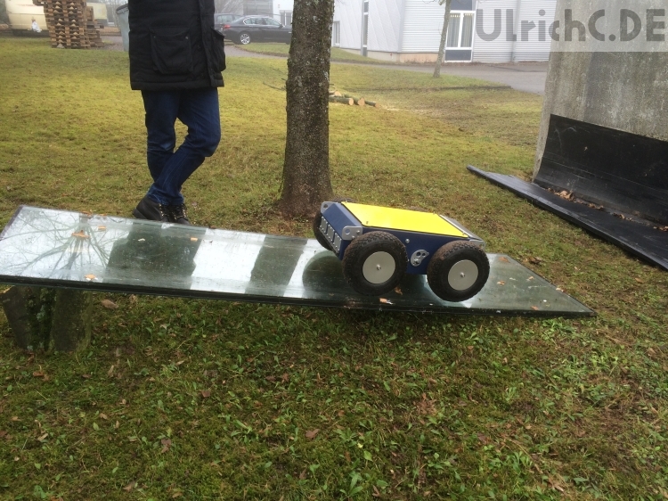 Roboter Testfahrzeug 4WD AU